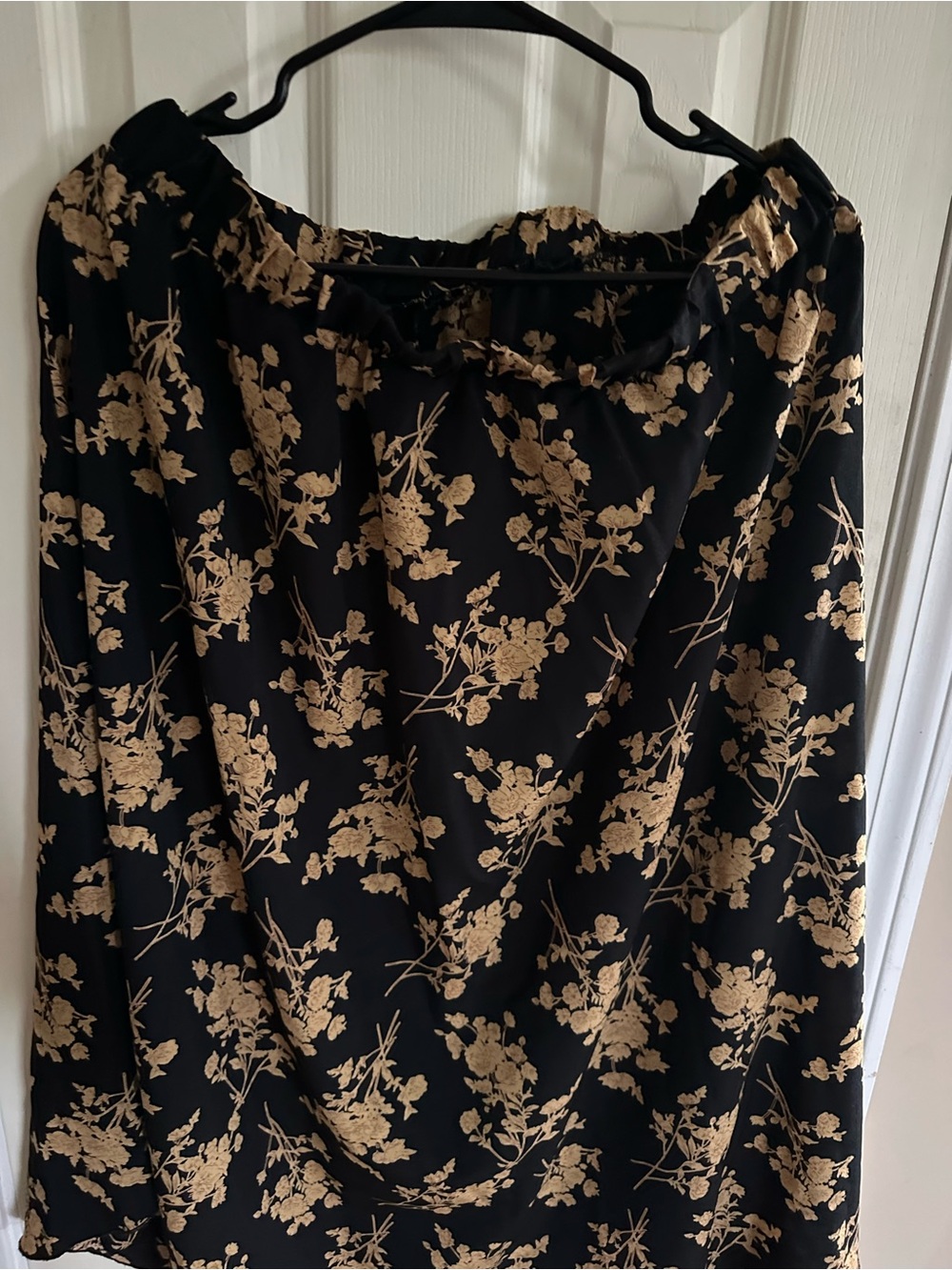 SHEIN Black Maxi Skirt with Cream Floral Print